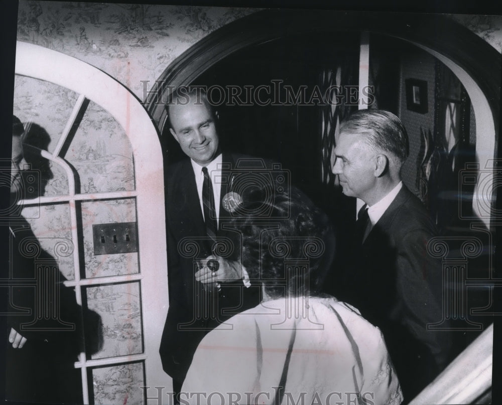 1961 Press Photo James Grootemaat, G Lathan Hall, and Mrs. Edwin Wiley - Historic Images