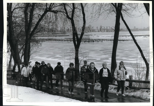 1994 A Trek through South Shore Park at Wagner's Bay - Historic Images
