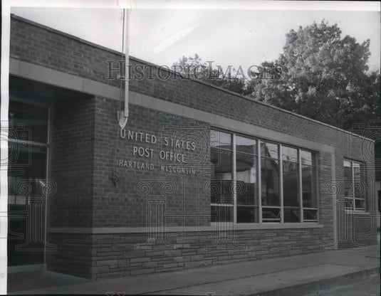 1957 Press Photo New Post Office opened Monday in Hartland near Community Hall