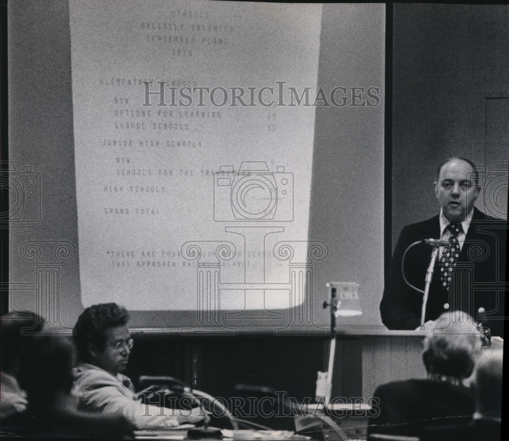 1976 Milwaukee Schools Integration plan presented by Lee R. McMurrin-Historic Images