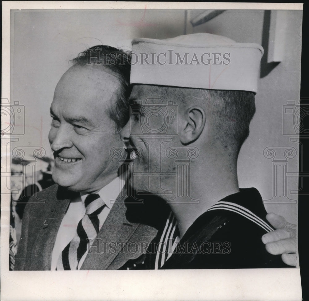 1967 Press Photo Bob Hope with son William Kelly Hope, San Diego California - Historic Images