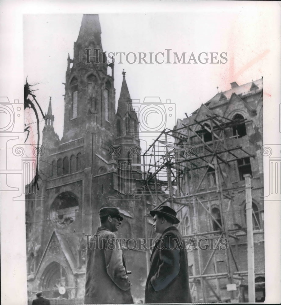 Press Photo Scaffolding at Church of Perpetual Adoration Budapest Hungary - Historic Images