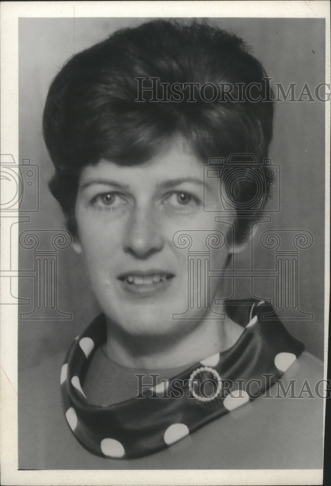 1968 Press Photo Mrs. James Grootemaat of the United Fund Cabinet - mjb64347 - Historic Images