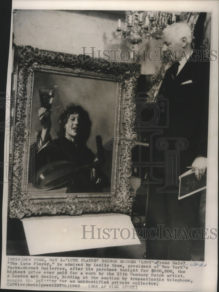 1963 Press Photo Painting &quot;The Lute Player&quot; by Franz Hals Sold for $600,000-Historic Images