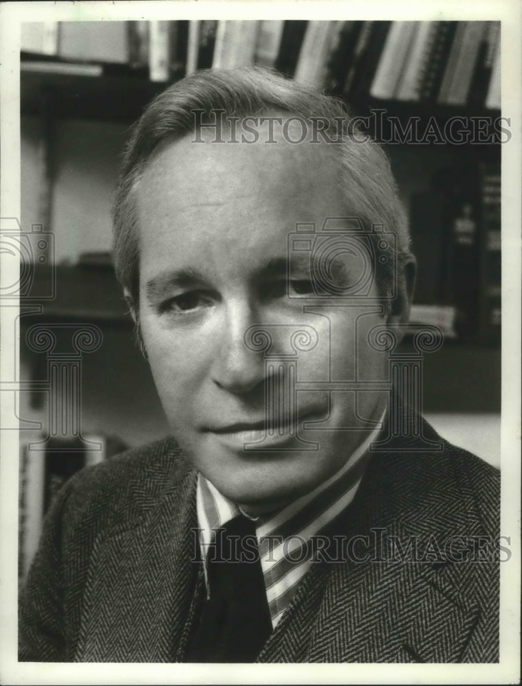 1975 Frank Reynolds, ABC News Special Correspondant-Historic Images