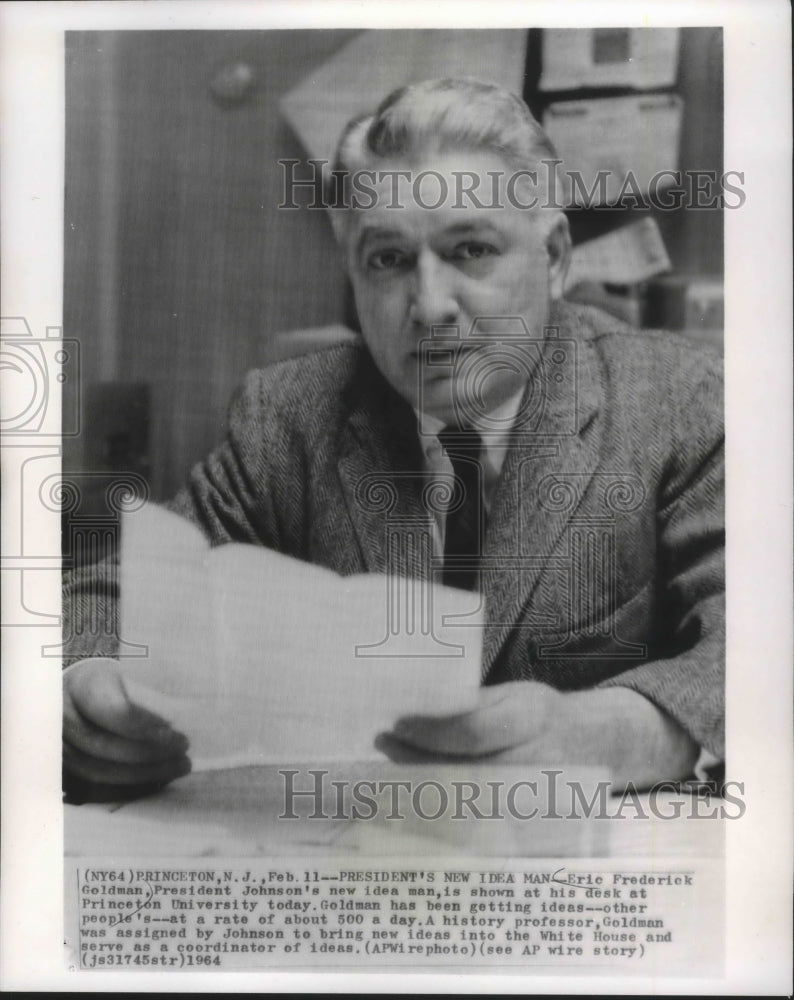 1964 Press Photo Eric Frederick Goldman is President Johnson&#39;s idea coordinator. - Historic Images