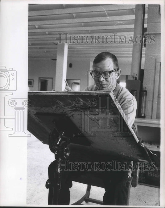 1963 Press Photo Milwaukee Journal Sentinel Cartoonist Don O'Connell - Historic Images