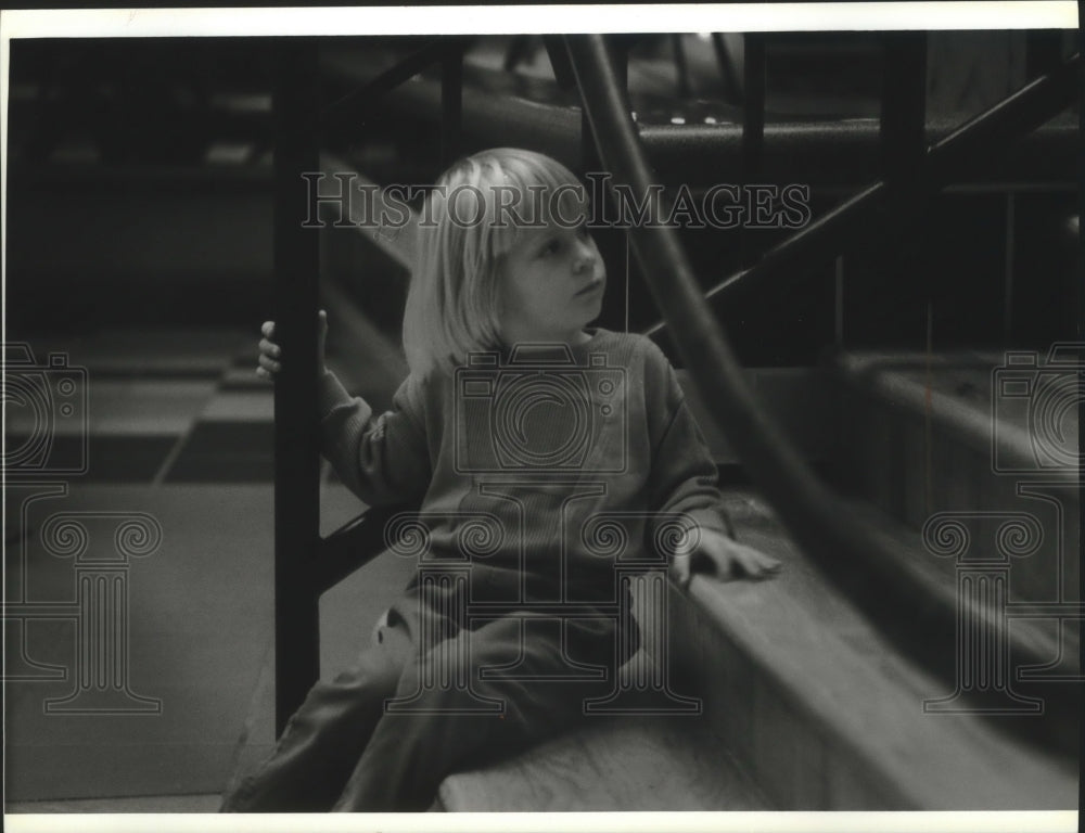 1993 Stephanie Reed, watching puppet show at Northridge - Historic Images