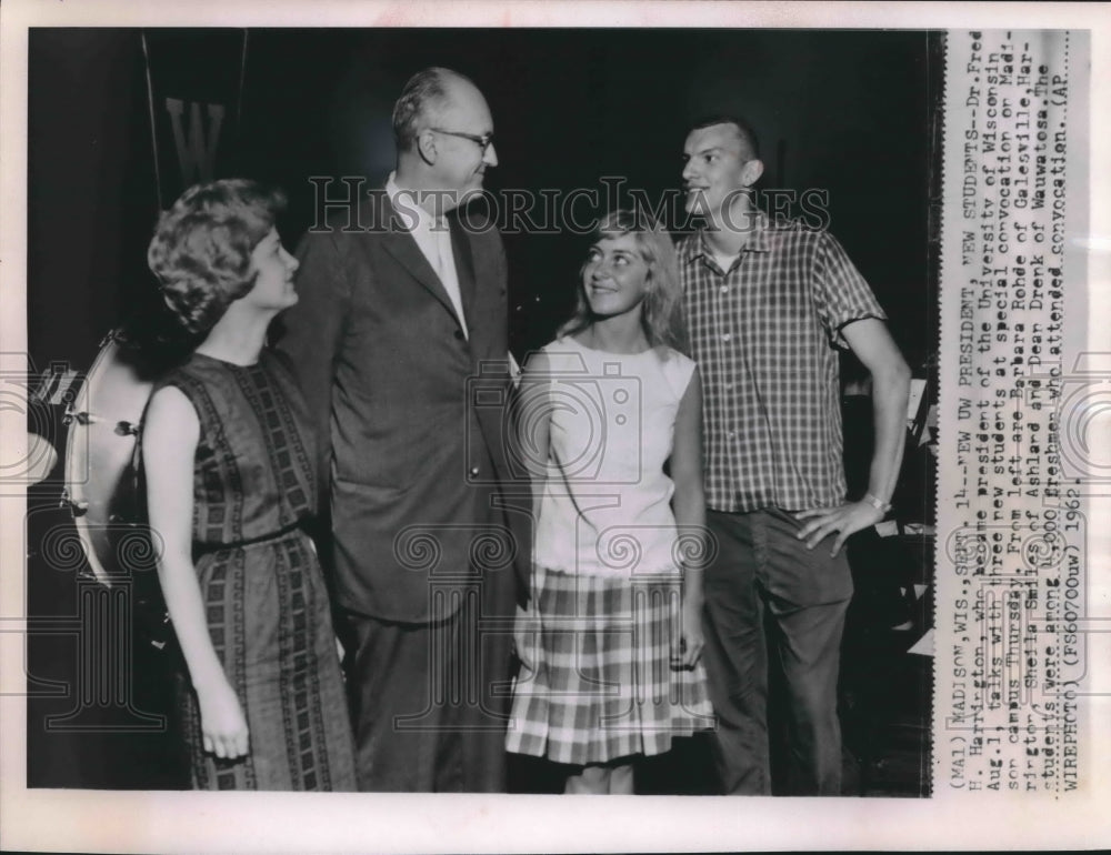 1962 Press Photo President Harrington meets new students University of Wisconsin - Historic Images
