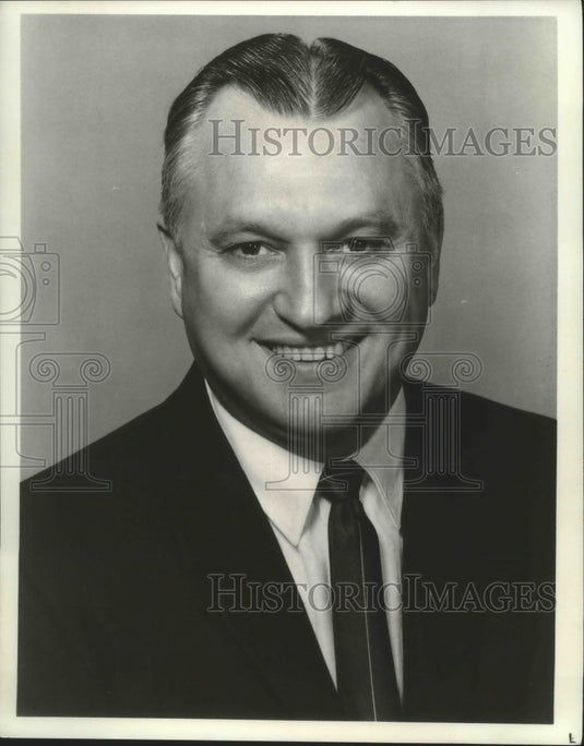 1972 Press Photo Walter Hickel, Former Secretary of the Interior - mjb66970 - Historic Images