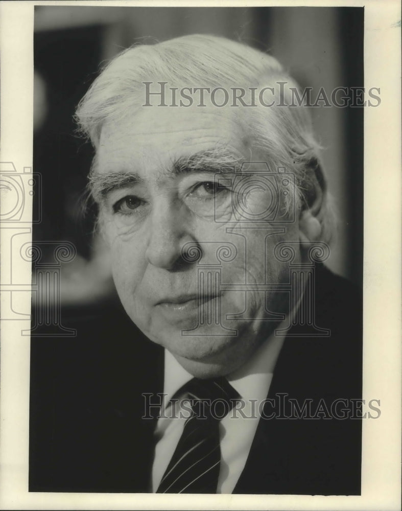 1988 Press Photo Milwaukee County Executive William O&#39;Donnell - mjb67001 - Historic Images