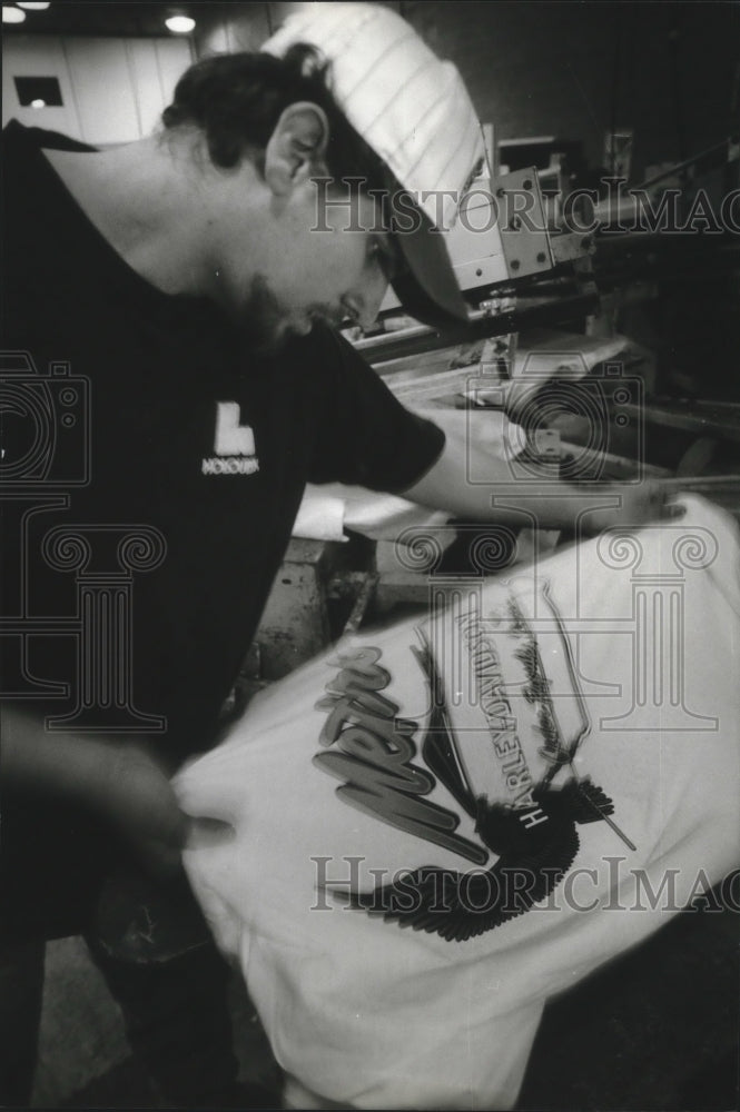1994 Ben Melendez, Holoubek, prints Harley-Davidson shirt, Waukesha-Historic Images