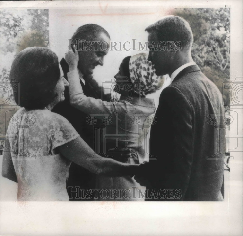 1966 Press Photo Mr. and Mrs. Patrick Nugent, President and Mrs. Lyndon Johnson- Historic Images