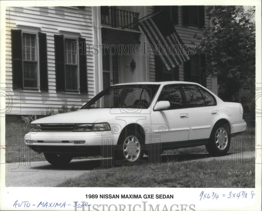 1989 Nissan Maxmia GXE Sedan-Historic Images