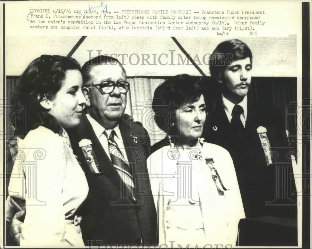 1976 Teamsters Union President Frank  E. Fitzsimmons Family Portrait - Historic Images