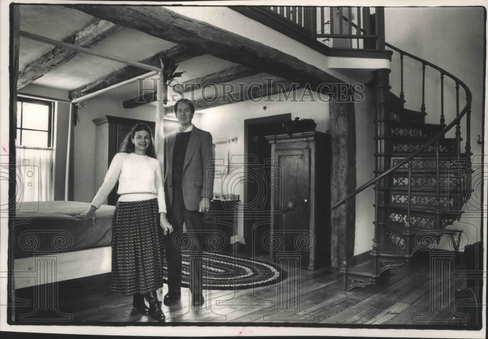 1988 Jim and Sandy Pape in newest addition of Washington House Inn - Historic Images