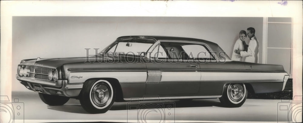 1961 Press Photo Oldsmobile Starfire Coupe - mjb68083-Historic Images