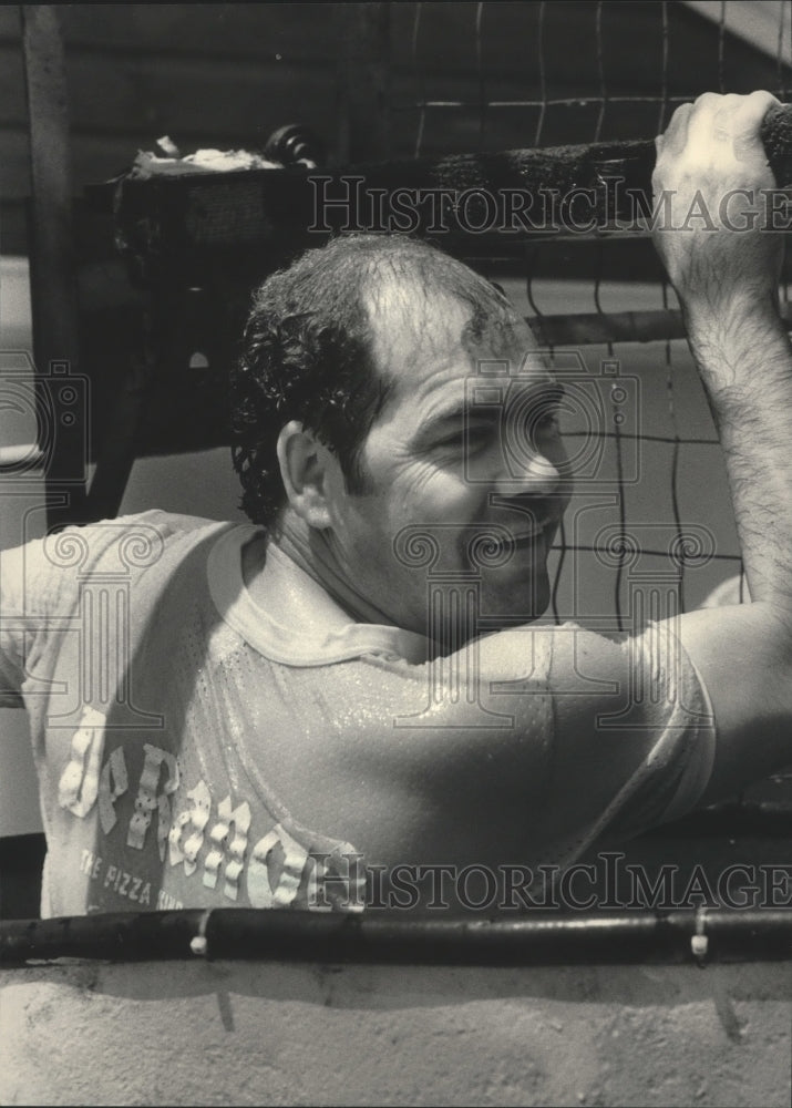 1983 Phil Stanton gets dunked at Kraut Fest Franksville, Wisconsin-Historic Images