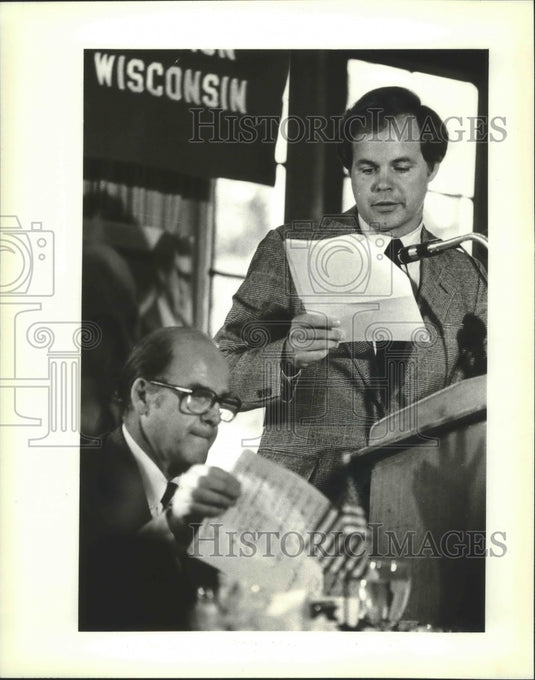 1980 Press Photo Senator Gaylord Nelson (left) and Robert Kasten - mjb69095 - Historic Images