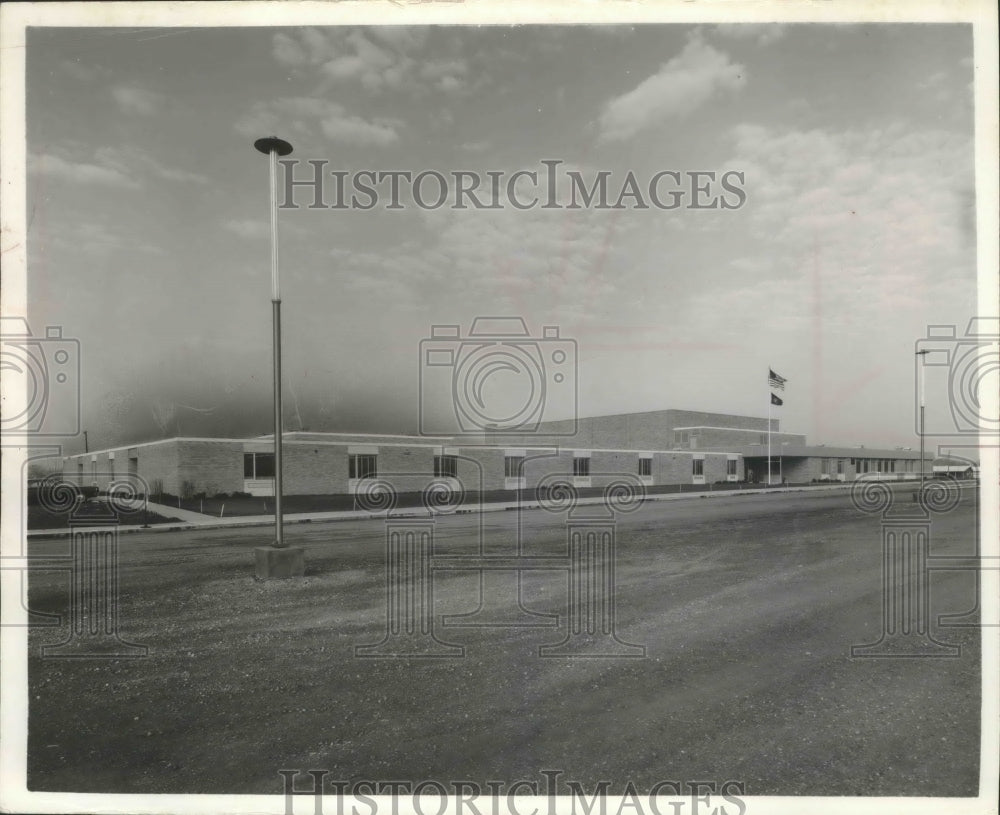 1964 Press Photo Dedication of the new Horicon Wisconsin high school - Historic Images