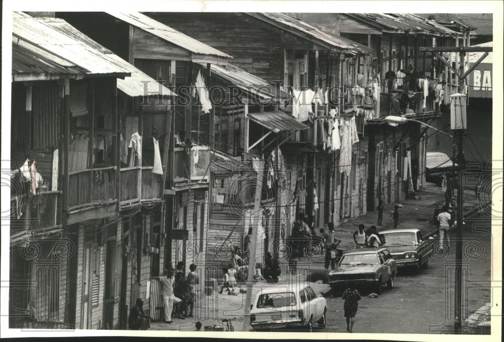 1980 Press Photo Poverty-stricken district&#39;s housing in Panama - mjb69354 - Historic Images