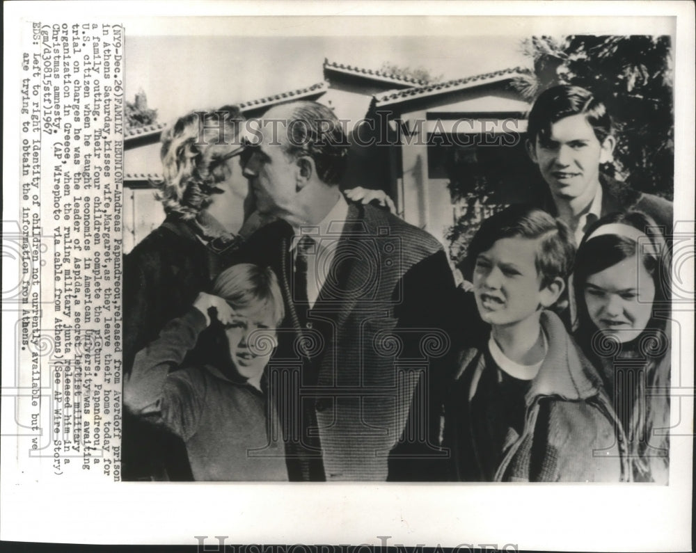 1967 Press Photo Former Greek leader Andreas Papandreou, released from prison-Historic Images