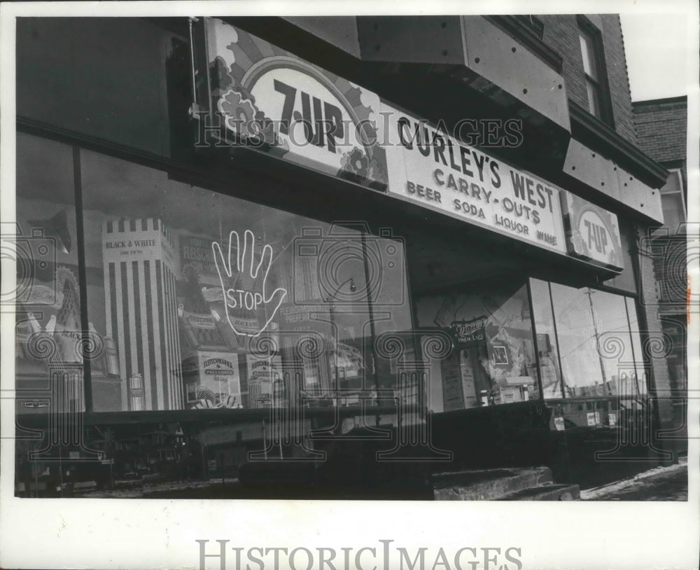 1973 Press Photo Curley&#39;s West 2713 West Fond du Lac Avenue Milwaukee, Wisconsin - Historic Images