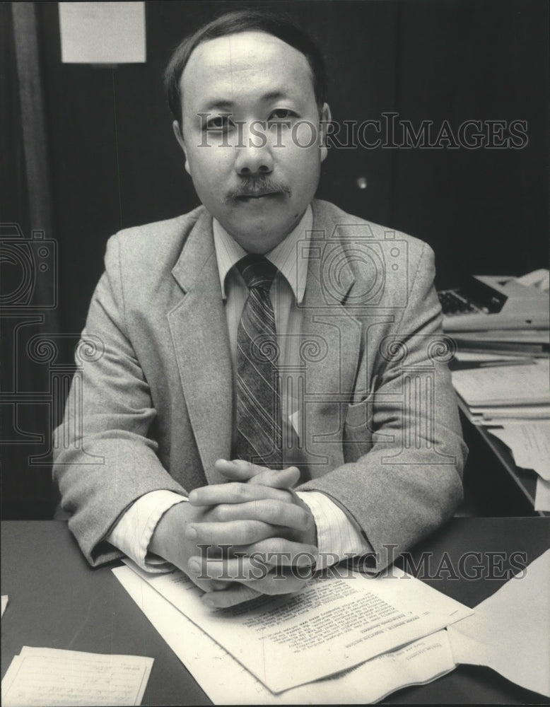 1985 Press Photo Vangcheng Nengchu, Lao Family Community, Inc., Milwaukee - Historic Images