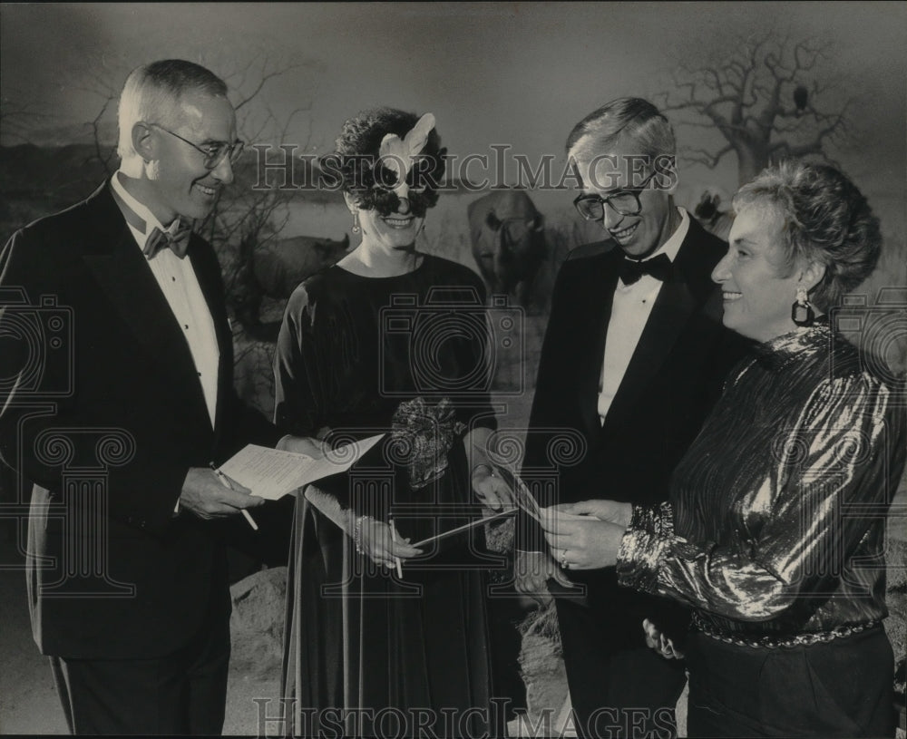 1989 Mr. &amp; Mrs. Fred Muth (L) ,Mr. &amp; Mrs. Steve Findley at Mask Ball - Historic Images