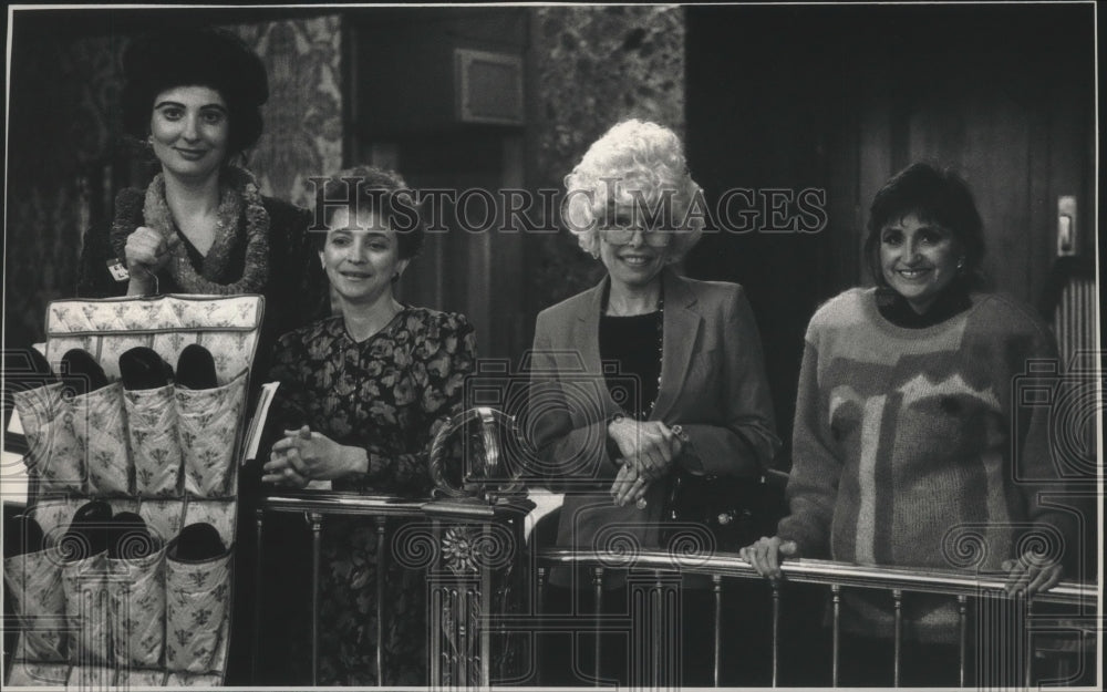 1989 Press Photo National Organization for Women Milwaukee chapter members - Historic Images