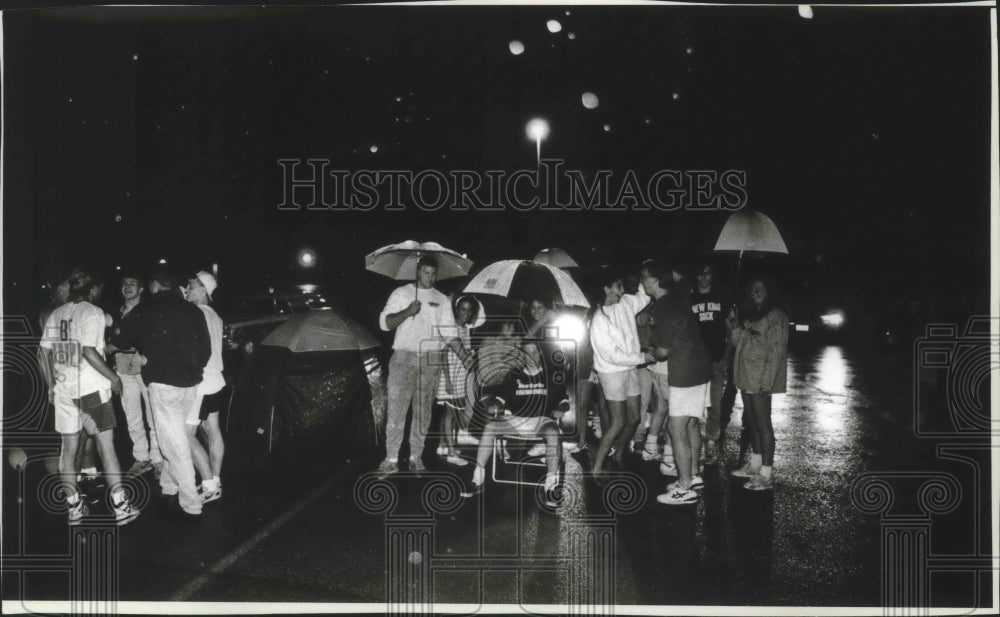 1991 Press Photo Students of Eisenhower High School at New Berlin school - Historic Images