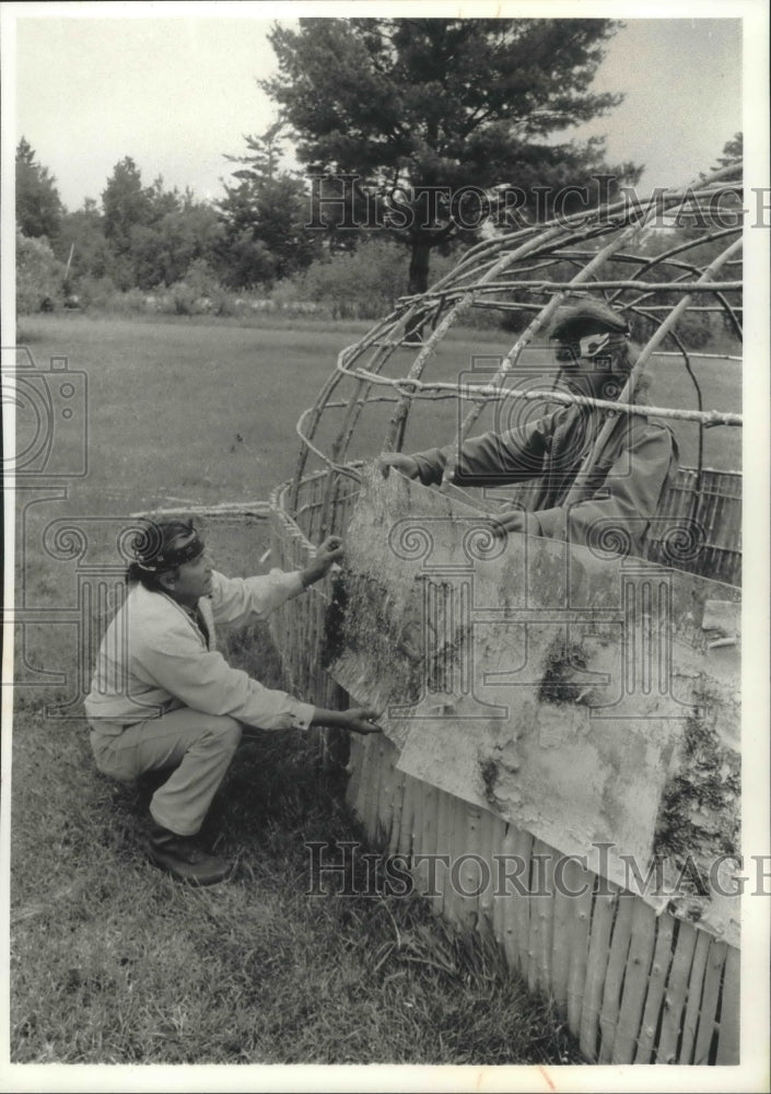 1992 Nick Hockings, Tom Green at Indian Bowl, Lac du Flambeau-Historic Images