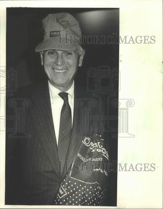1987 Press Photo Charles Hyde, president of Oshkosh B'Gosh Inc., Wisconsin - Historic Images