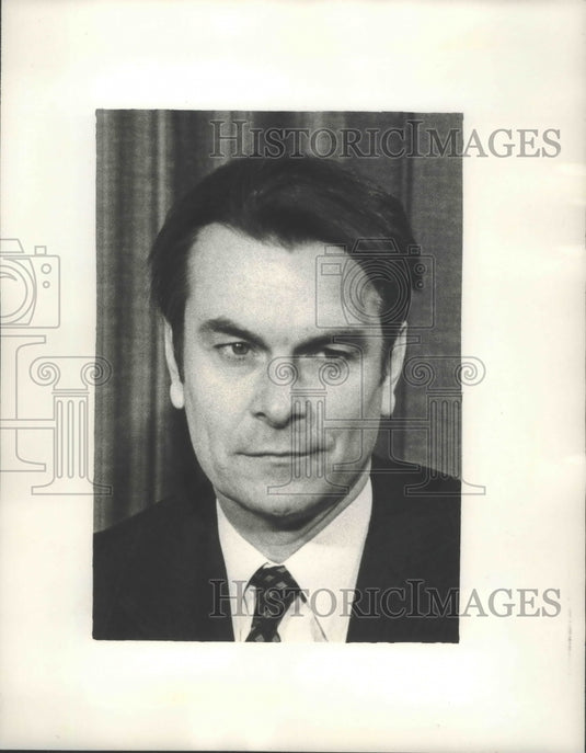 1977 Dr. David Owen, Britain's new Foreign Secretary - Historic Images