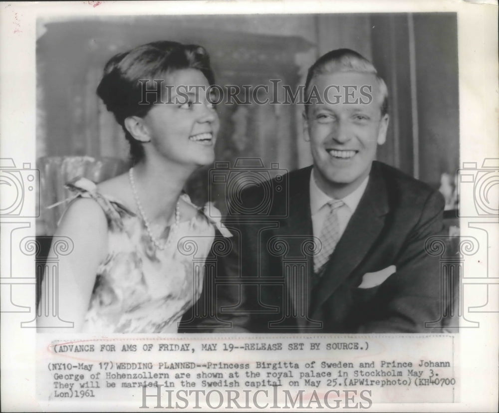 1961 Press Photo Princess Birgitta and Prince Johann at royal palace, Stockholm. - Historic Images