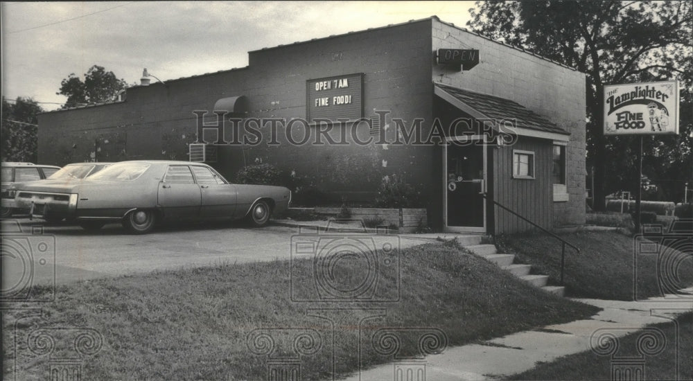 1985 Press Photo Lamplighter restaurant, New London, Wisconsin - mjb72967 - Historic Images