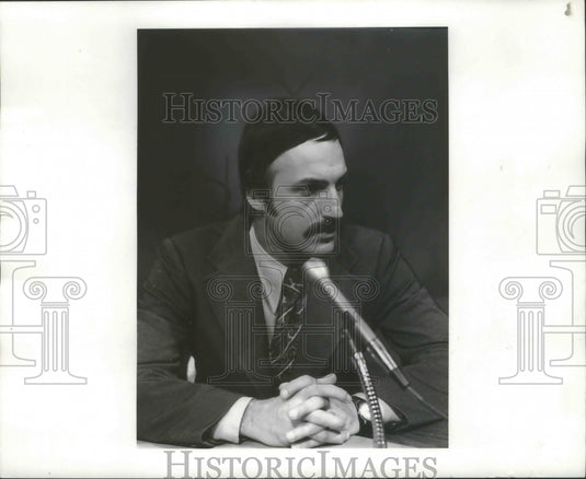 1974 Channel 10 producer-reporter John Owen-Historic Images
