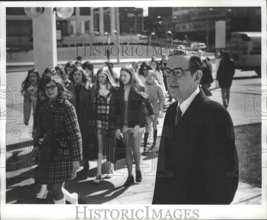 1973 Press Photo Craig Hutchinson, Milwaukee Symphony Orchestra General Manager - Historic Images