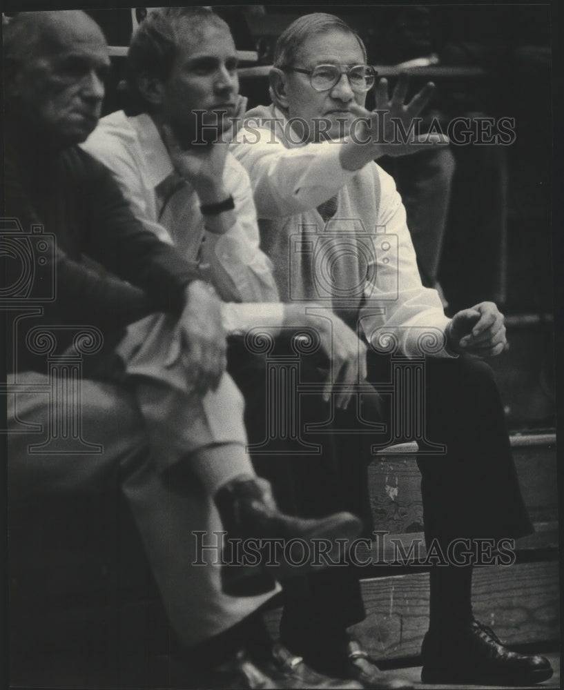 1986 Press Photo Jack Nagle, Whitefish Bay girls team coach - mjb73575 - Historic Images