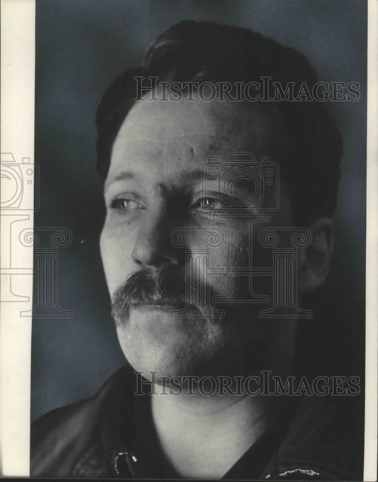 1986 Milwaukee hero in fire Lloyd Murphy - Historic Images