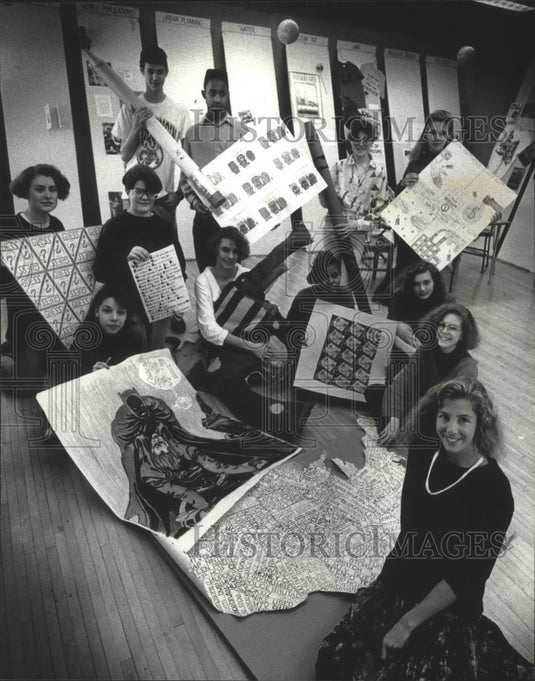 1991 Press Photo Shelley Savage & Inter-Arts Class at Roosevelt Middle School - Historic Images