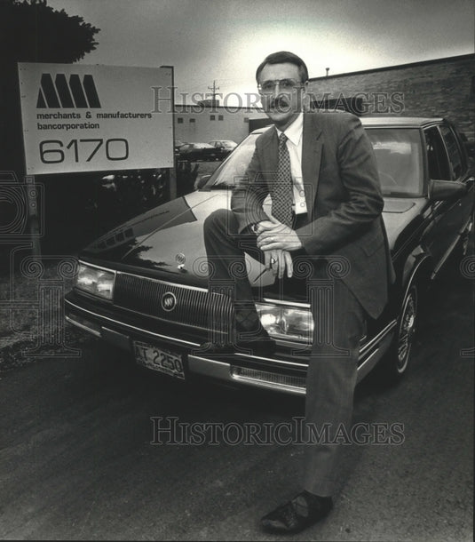 1991 Press Photo Michael Murry, CEO of Merchants & Manufacturers Bancorporation - Historic Images