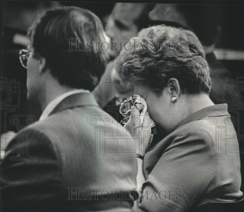 1986 Press Harry G. John & ex-wife Erica react to judgement in Wisconsin court - Historic Images