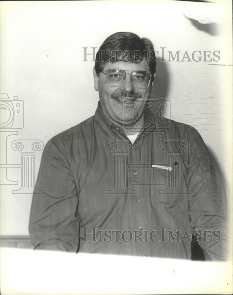 1994 Press Photo Hayward Lumber President William Johnson, Wisconsin - mjb75564 - Historic Images