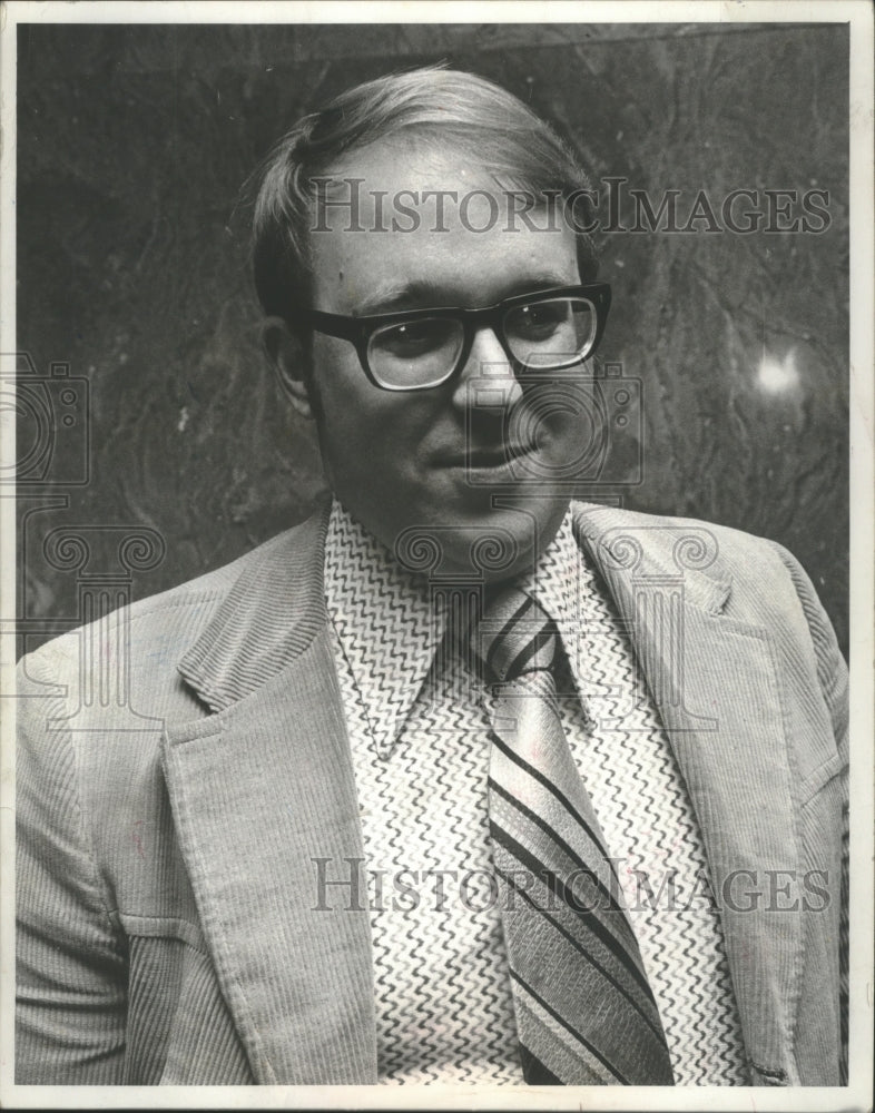 1975 Press Photo Grant C. Johnson, Attorney, Oshkosh John Dae Case - mjb75597 - Historic Images