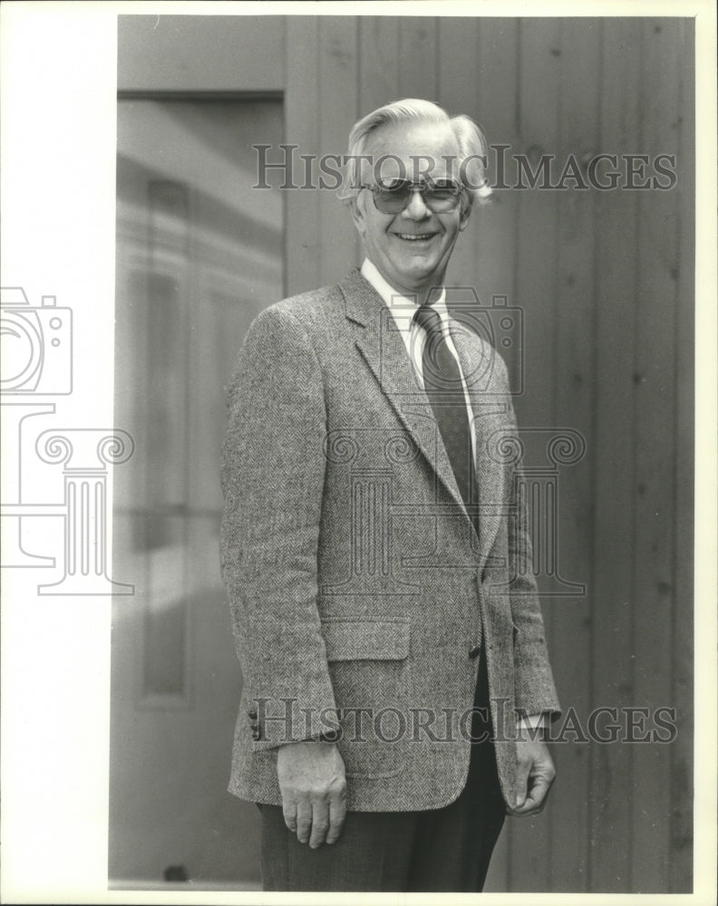 1982 Paul Keenan, candidate for Mayor of Waukesha - Historic Images