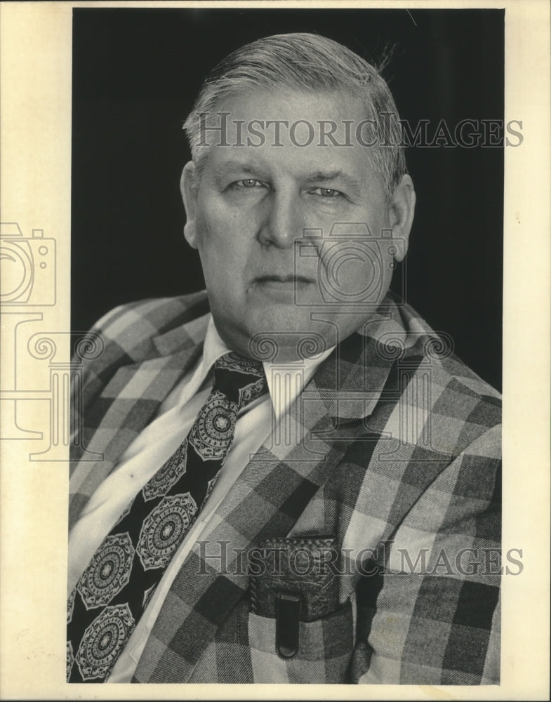 1985 Arthur Jahns, Riverside High School Principal - Historic Images