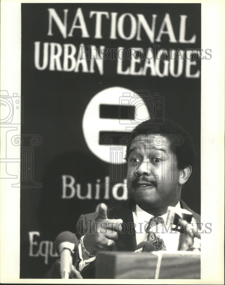 1981 John Jacob speaks at press conference at National Urban League - Historic Images