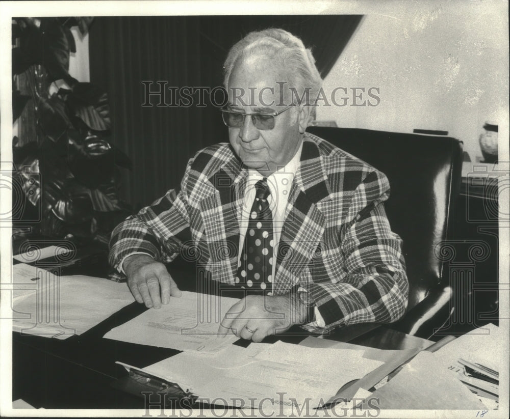 1970 Press Photo Chet Jacobson, Chairman, Bay Federal Savings &amp; Loan Association-Historic Images