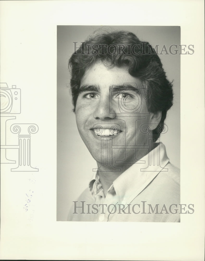 1984 Press Photo Jon Kassander, Owner, Birchwood Lawns, Milwaukee - mjb76463 - Historic Images